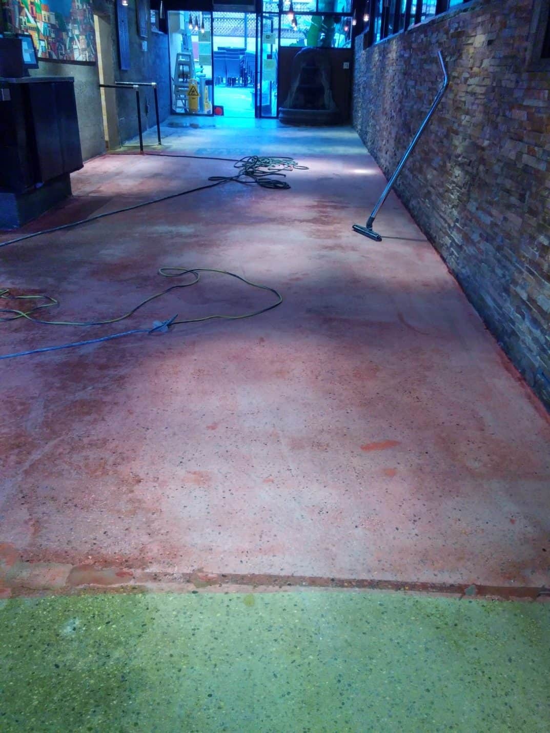 Polished concrete restaurant floor, Hollywood (4 of 6)