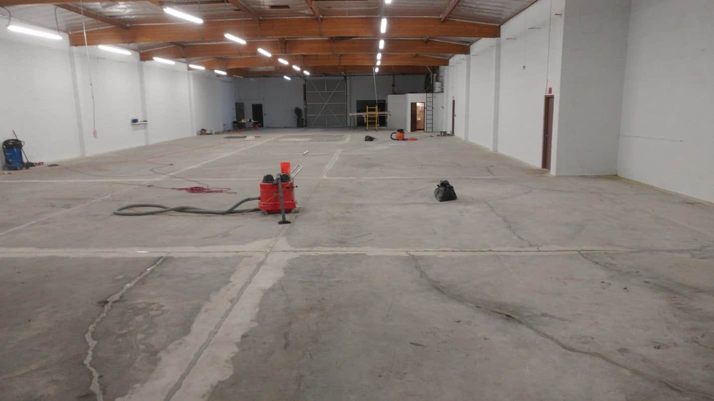 Epoxy coated warehouse floor, Gardena (2 of 6)