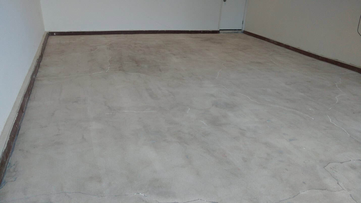 Epoxy coated garage floor, Sherman Oaks (3 of 6)