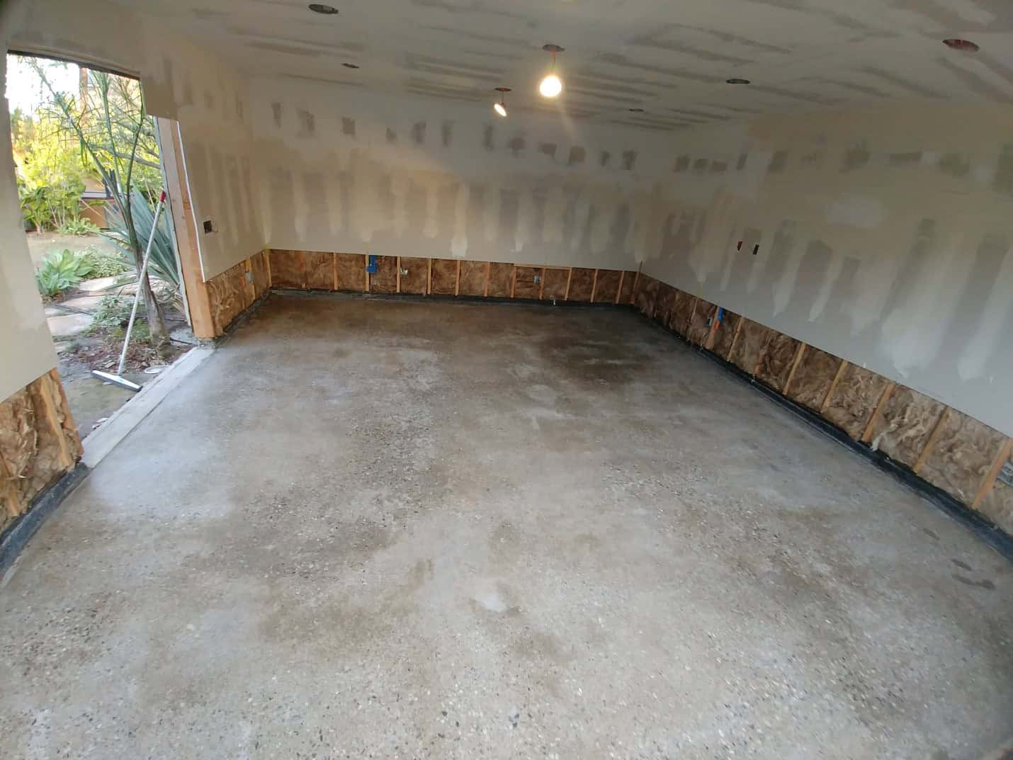 Polished concrete garage floor, Los Angeles (3 of 6)