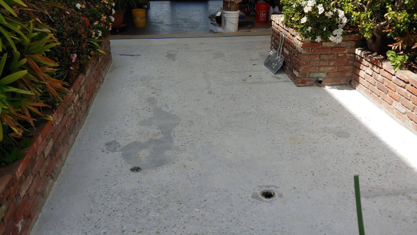 Color stained concrete courtyard, West Los Angeles (2 of 6)