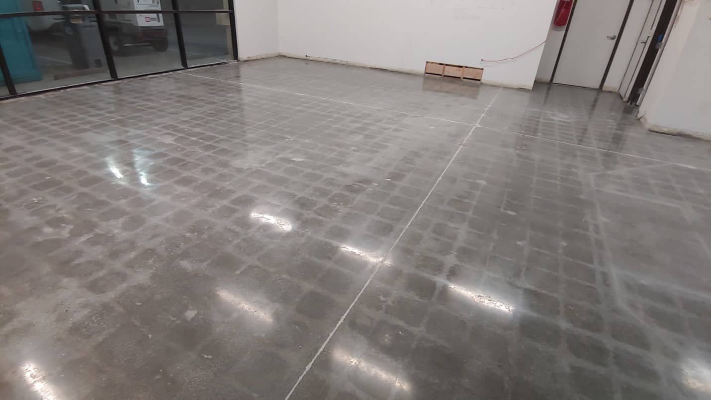 Polished concrete retail store floor, Los Angeles (4 of 6)