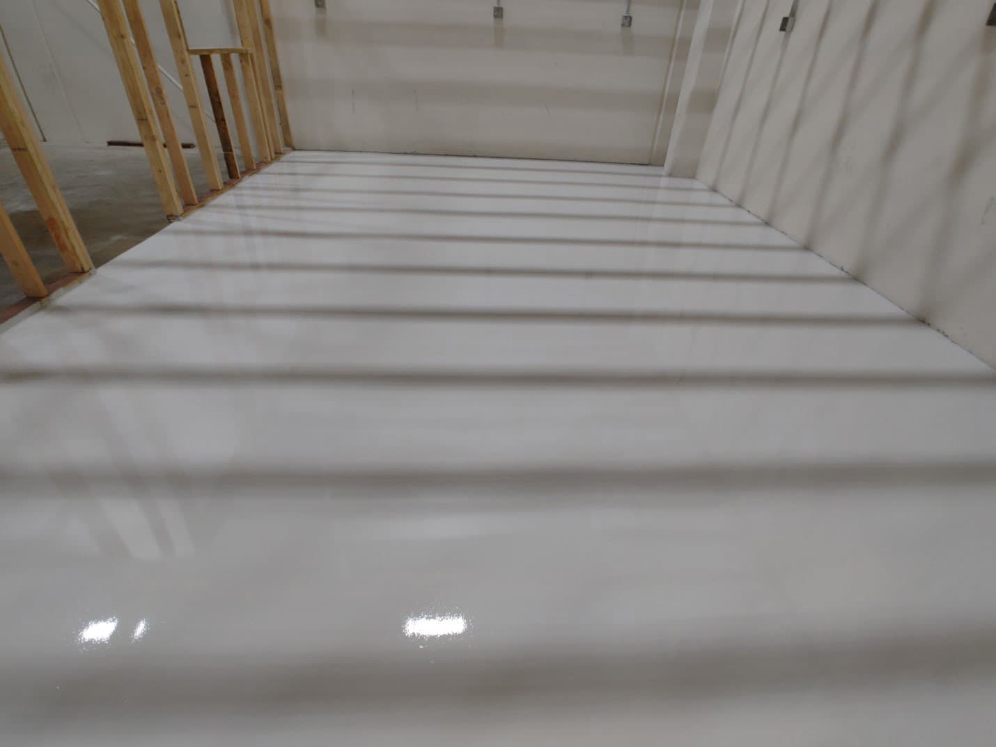 Epoxy coated warehouse floor, Compton (9 of 10)