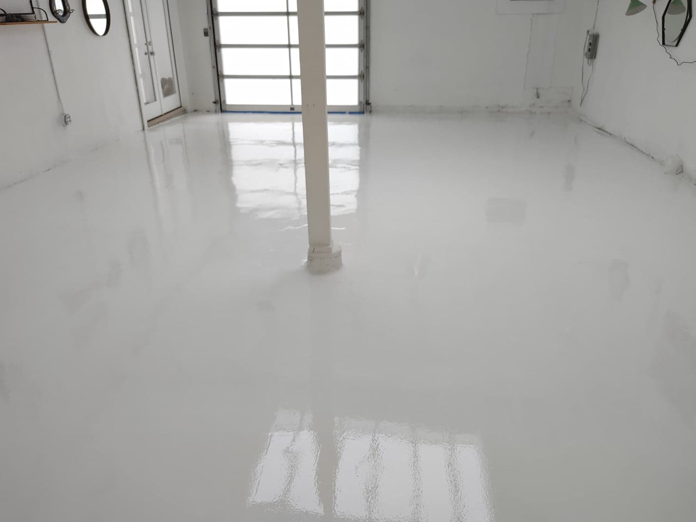 Epoxy coated retail floor, antique furniture store, Los Angeles (11 of 16)