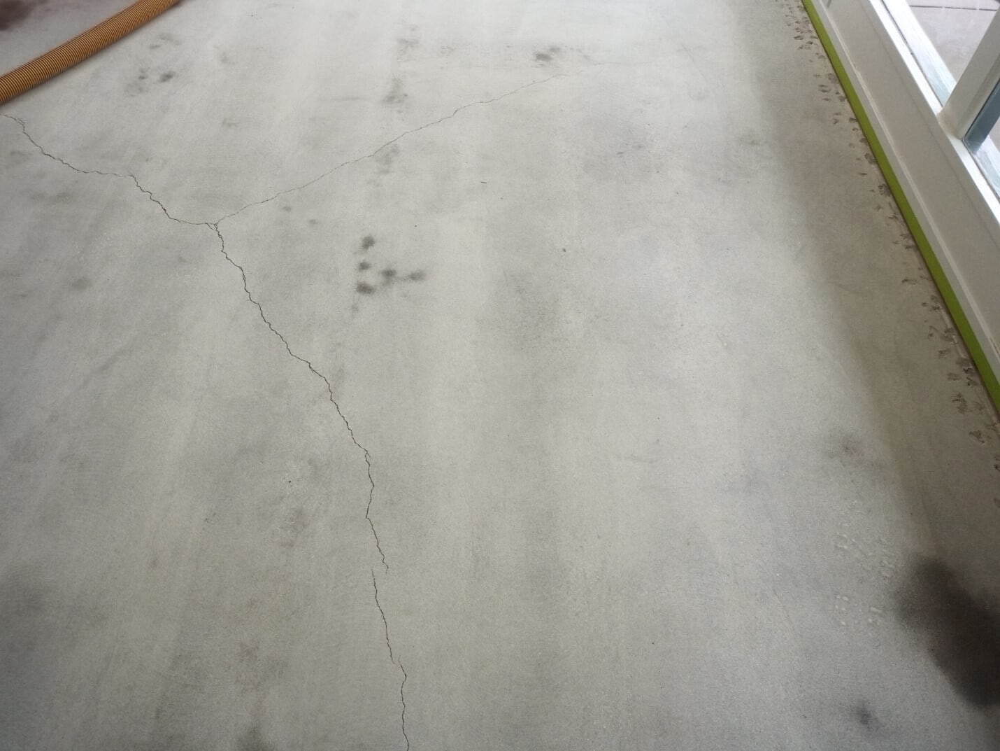 Grind and seal concrete living room floor, Santa Monica (4 of 6)