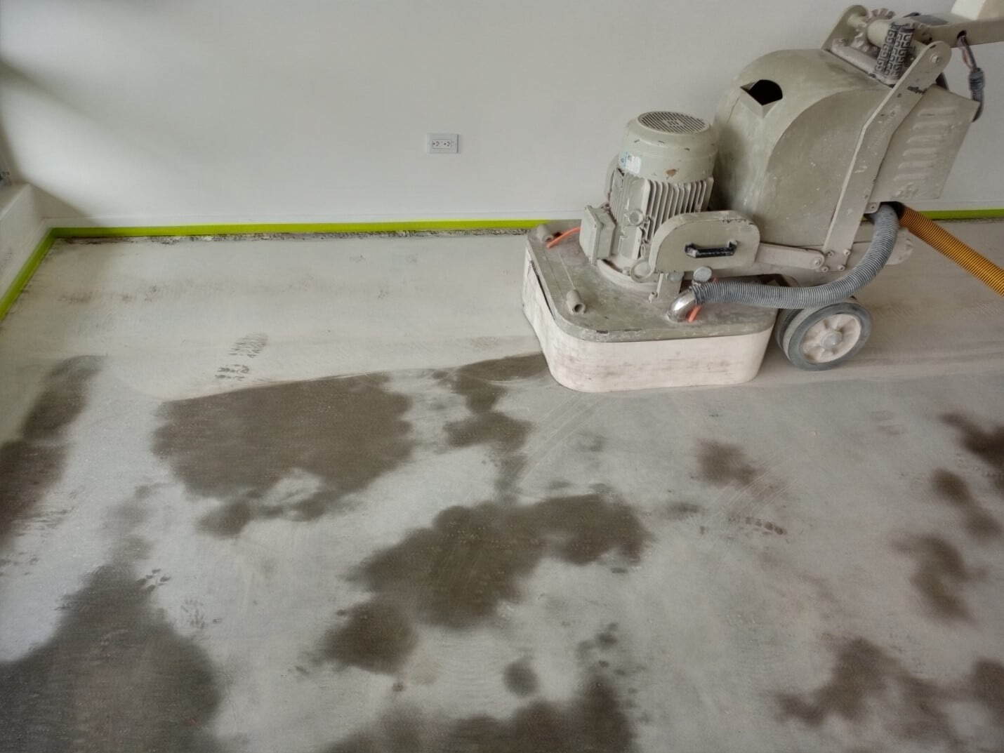 Grind and seal concrete living room floor, Santa Monica (3 of 6)