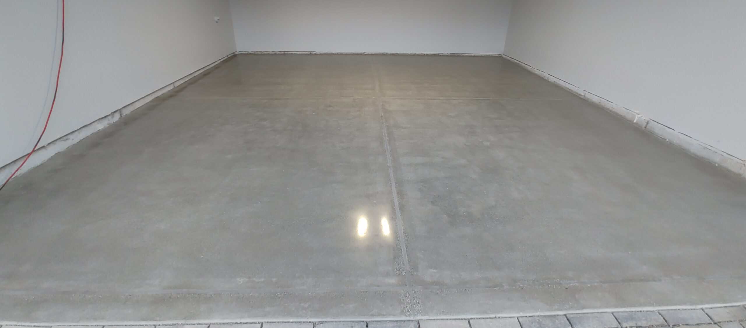 Finished polished concrete garage floor