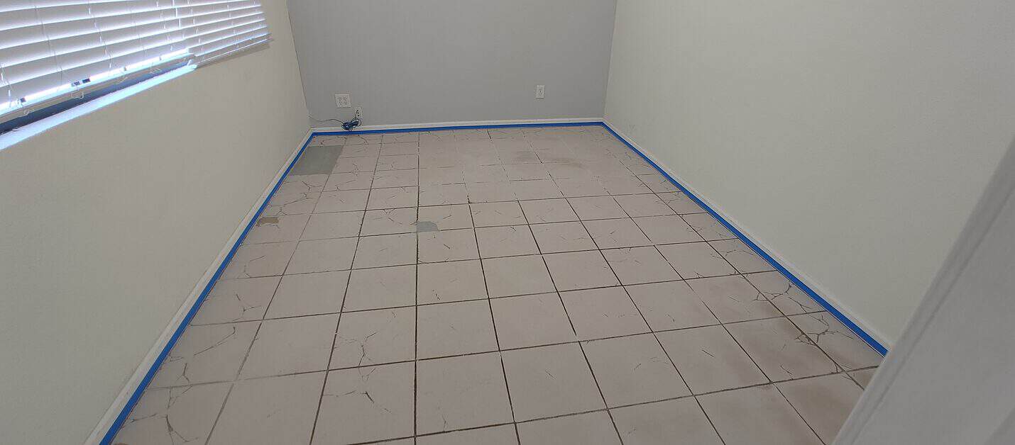 Metallic floor running through the corridor