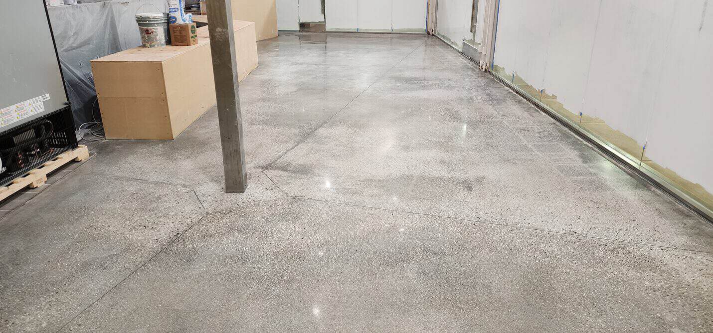Polished concrete dining floor, 85 Bakery Gardena (5 of 6)