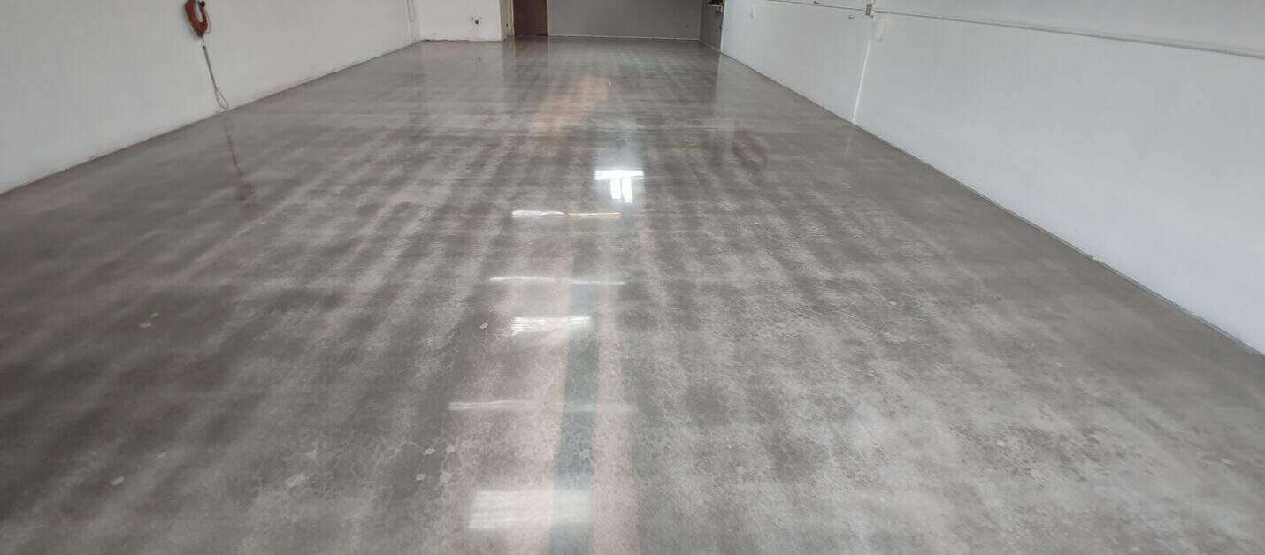 Polished concrete auto shop floor, Long Beach (10 of 10)
