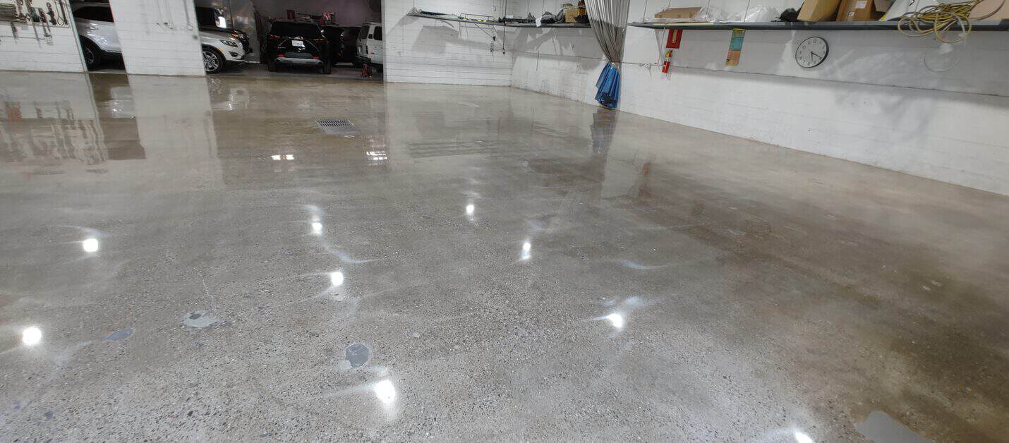 Polished concrete auto shop floor, Santa Barbara (3 of 6)