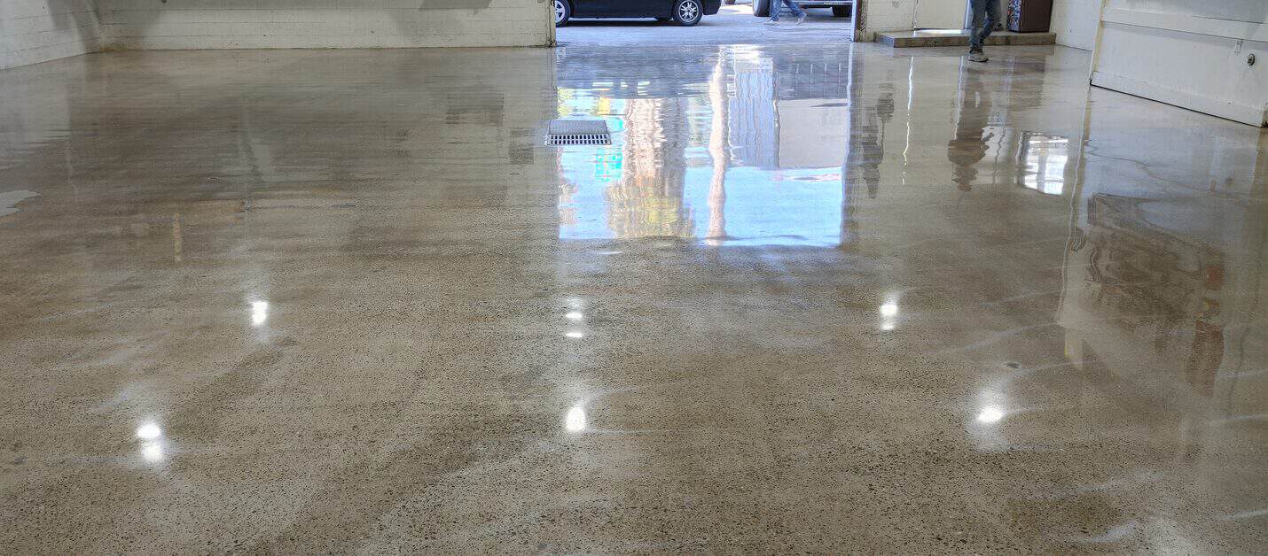 Polished concrete auto shop floor, Santa Barbara (4 of 6)