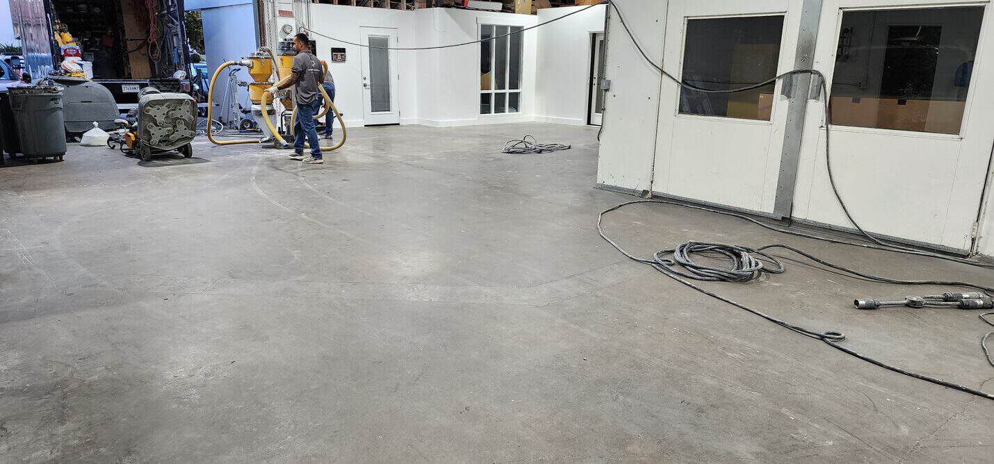 Polished concrete auto shop floor, Santa Barbara (4 of 10)
