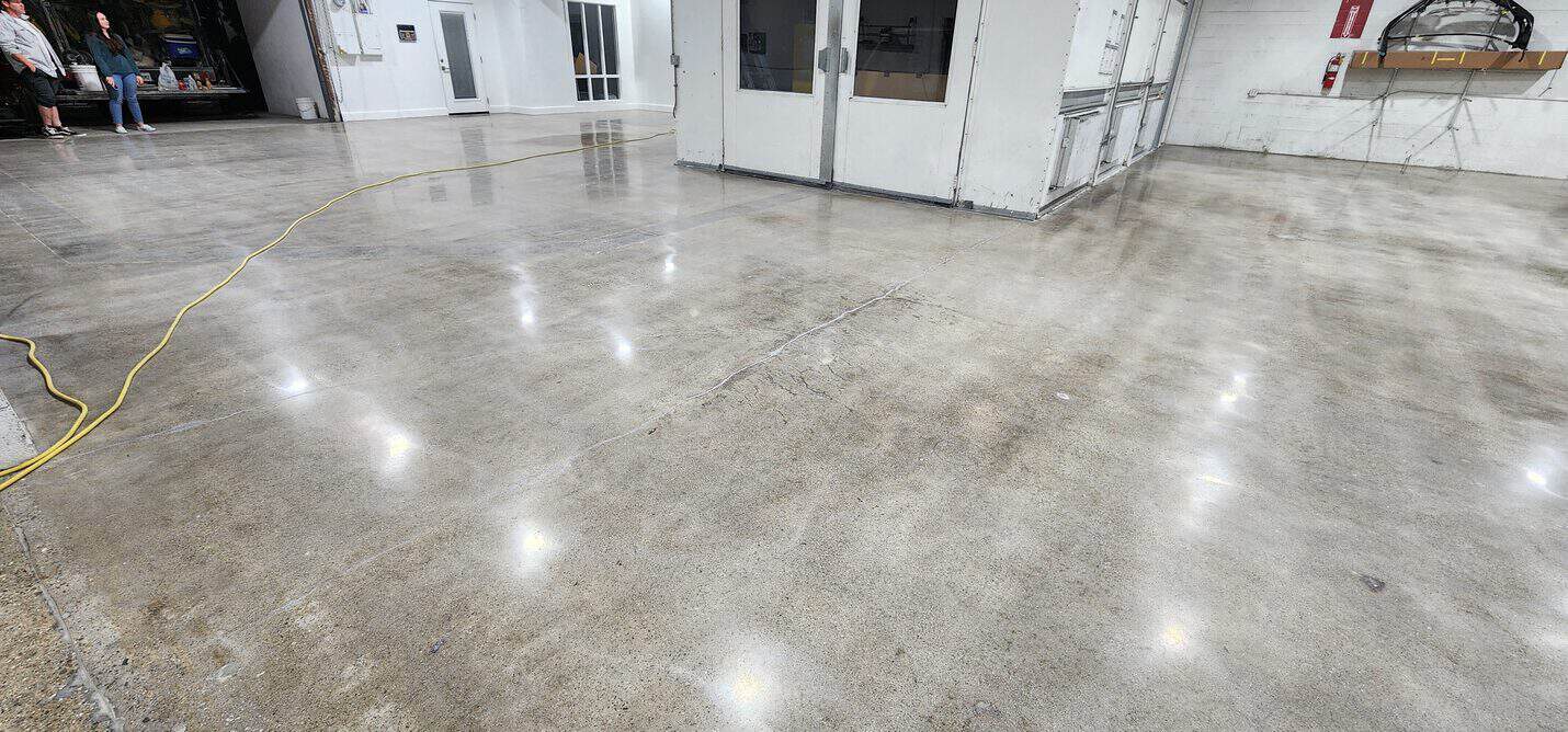 Polished concrete auto shop floor, Santa Barbara (6 of 10)