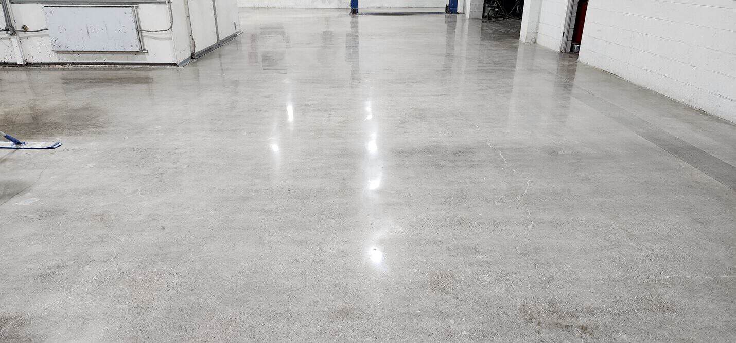 Polished concrete auto shop floor, Santa Barbara (10 of 10)