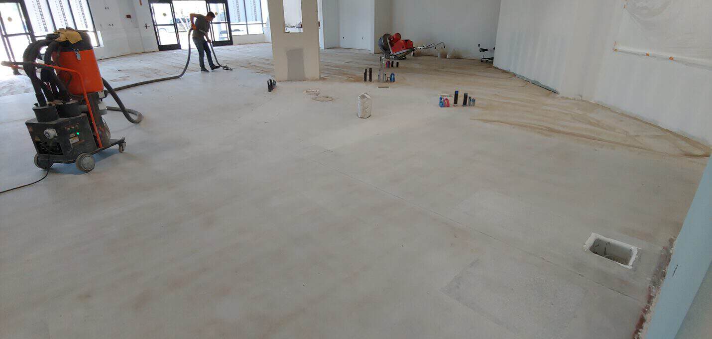 Polished concrete restaurant floor, Carraras Bakery Moorpark (3 of 8)