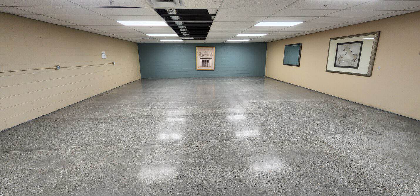 Polished concrete office floor, Long Beach Convention Center (5 of 6)