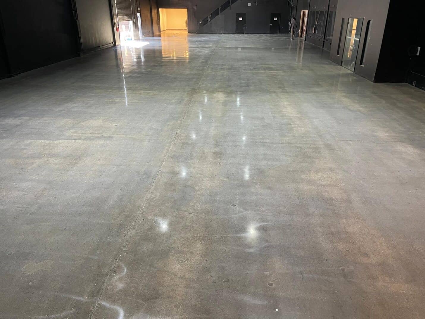 Polished concrete stage arena floor, Thunder Studios Long Beach (6 of 8)