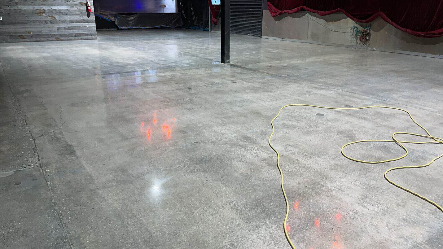 Polished concrete stage arena floor, Thunder Studios Long Beach (8 of 8)