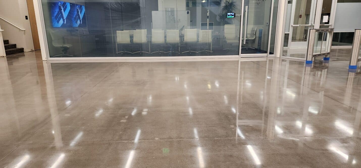 Polished floor through the office core, VAST Aerospace Long Beach (9 of 10)